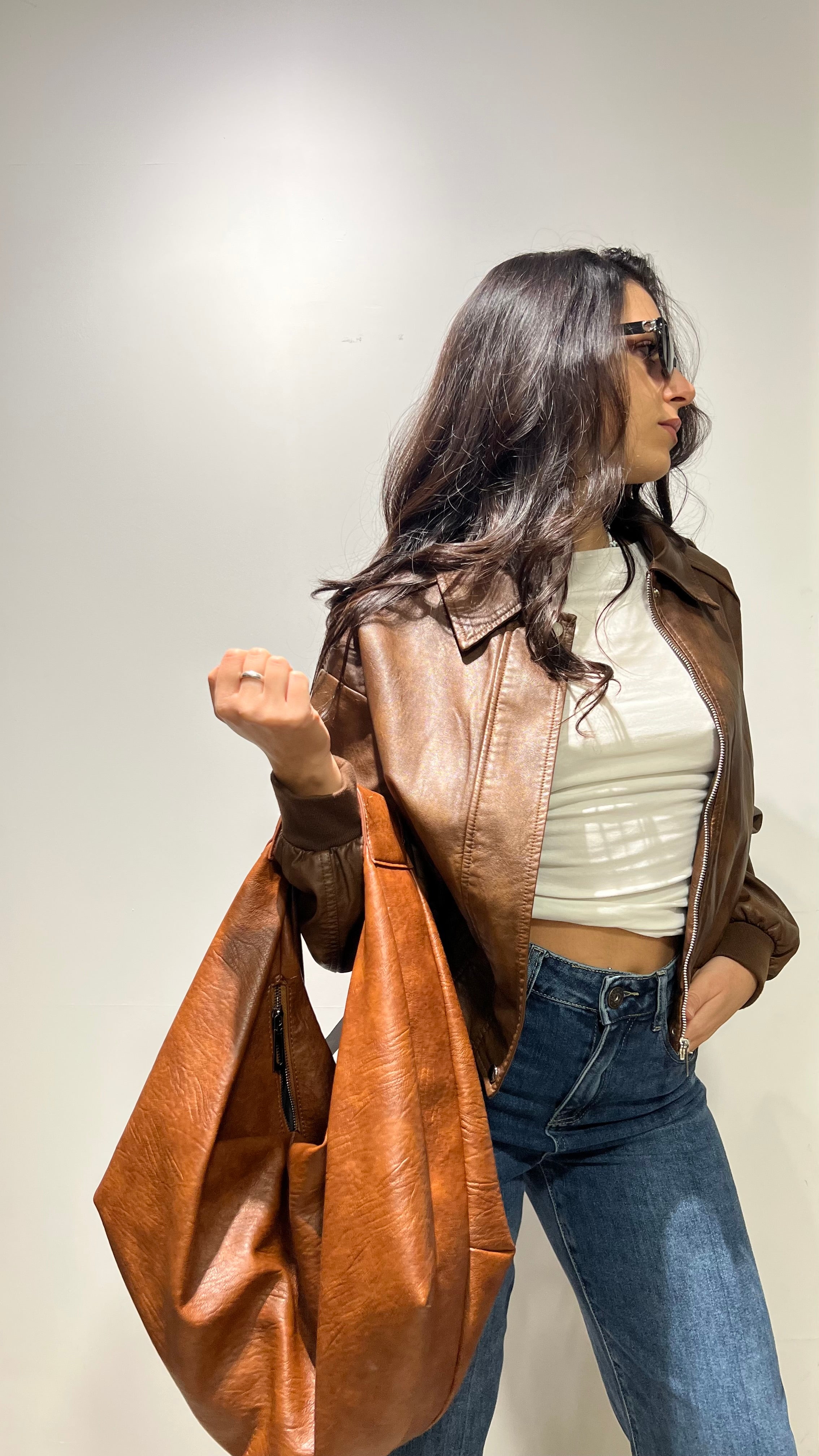 Giubbotto corto effetto pelle