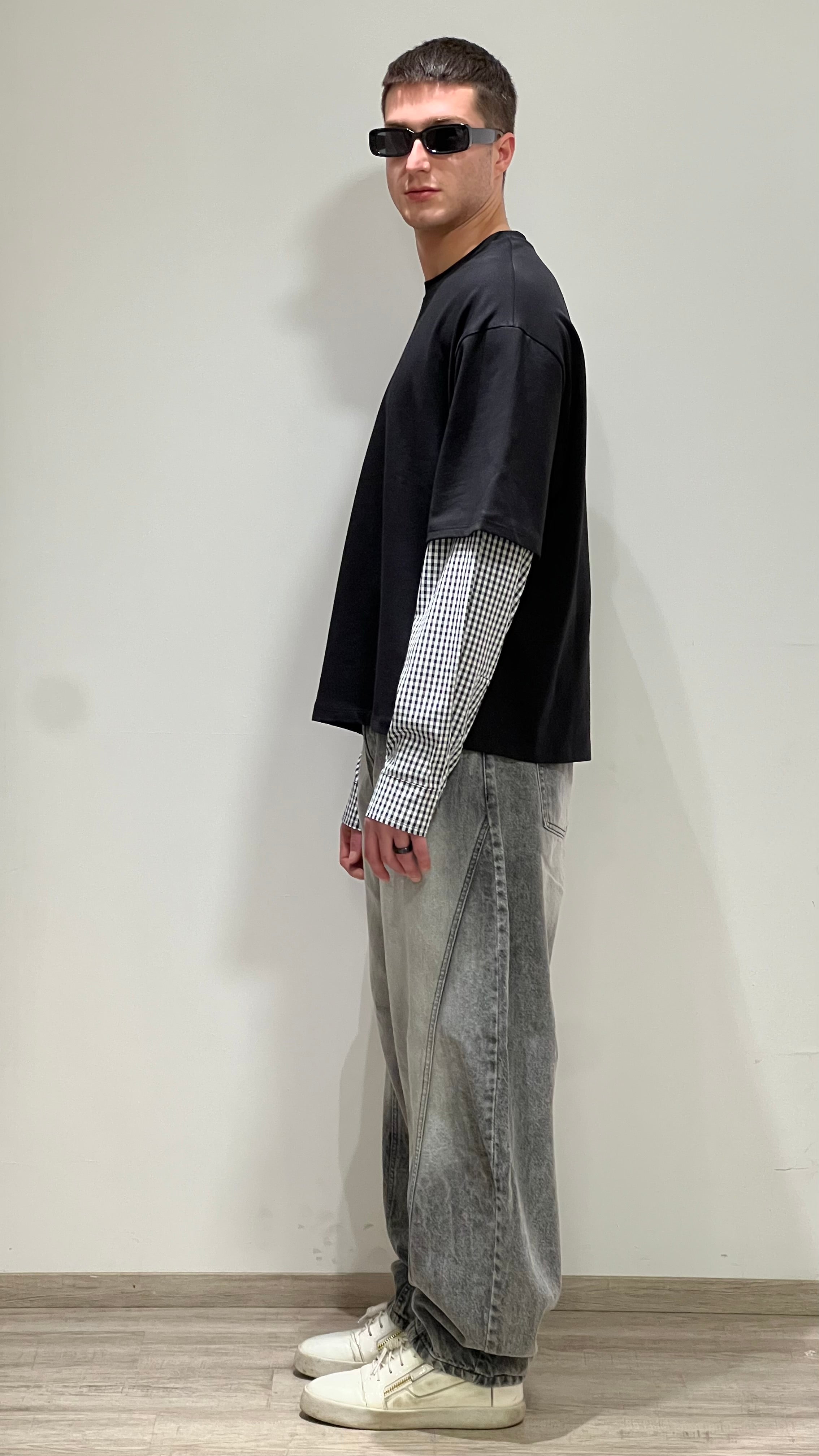 Double sleeve check
