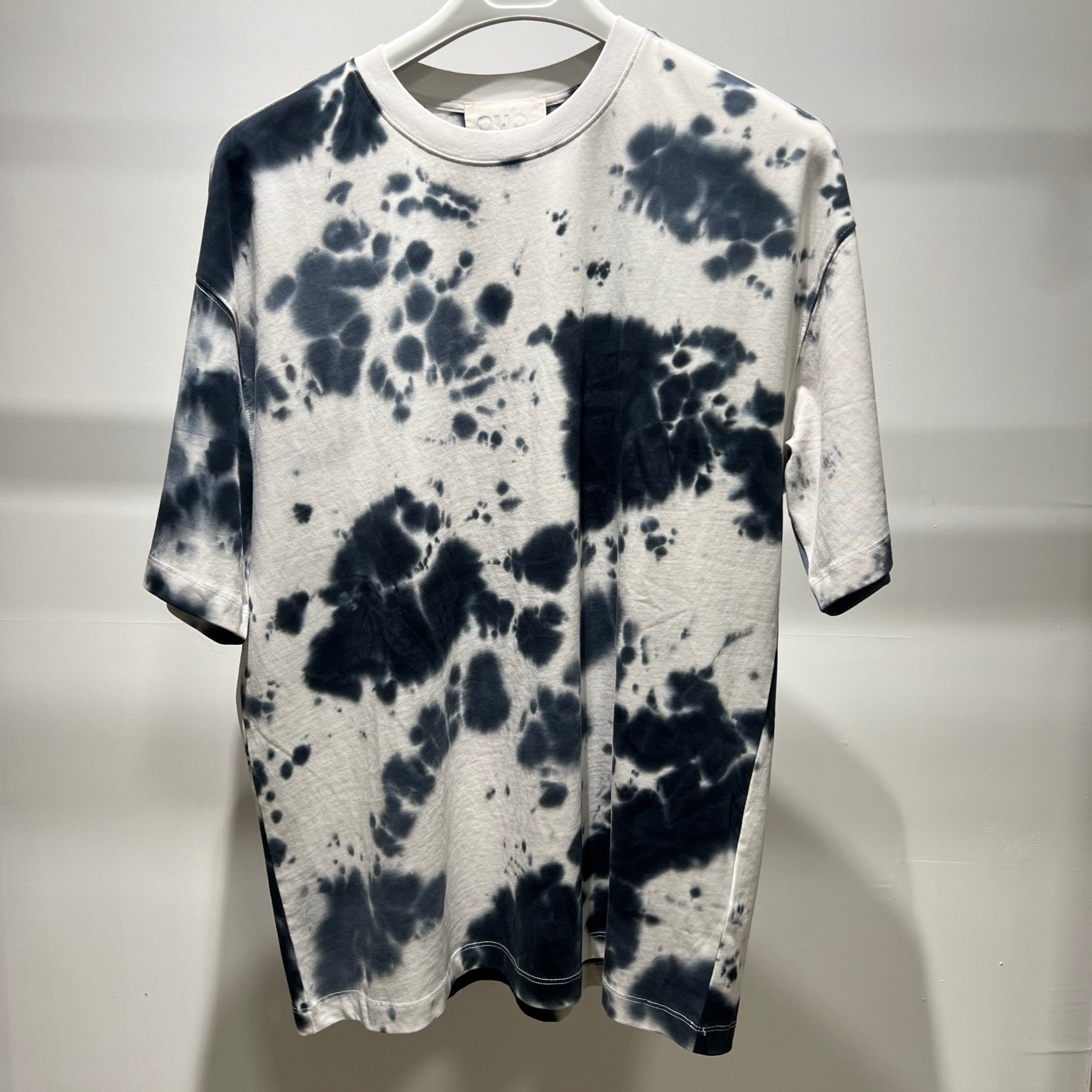 T-shirt oversize a macchie - Bianca e dark blu